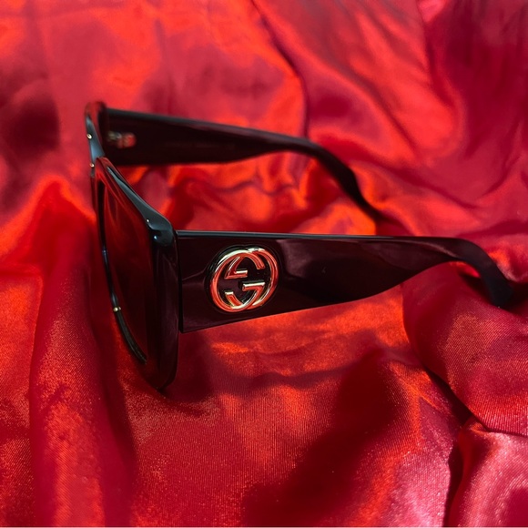Gucci shades - Picture 3 of 6